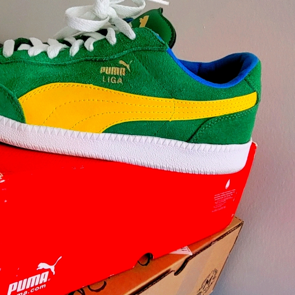 Puma Liga Suede Sneakers. ONLY WORN ONCE❗